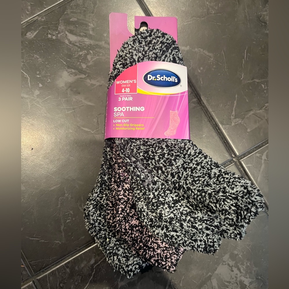 Dr. Scholls fuzzy socks